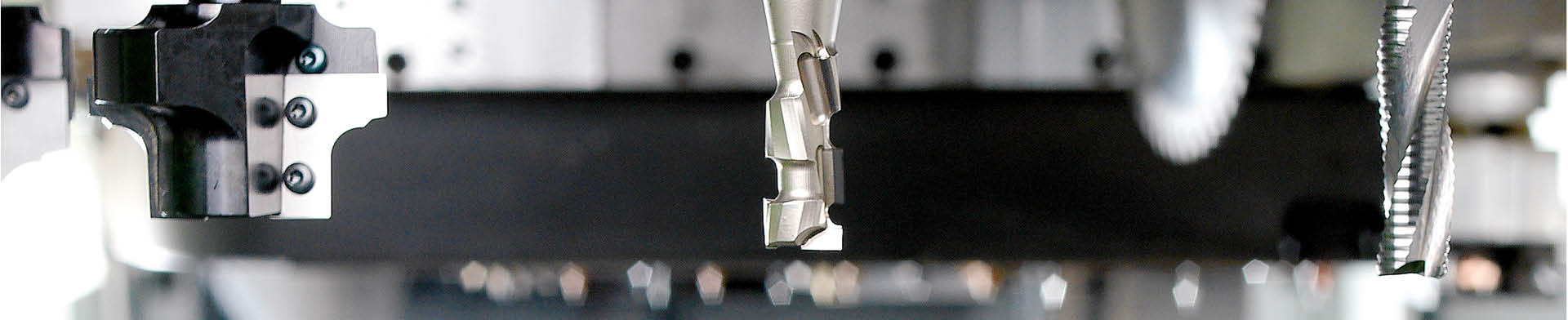 ROUTER CUTTERS & CHUCKS FOR CNC - CMT ORANGE TOOLS – Maginn Machinery